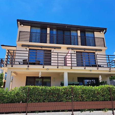 Villa Lucija By Romantique Veles Exterior photo