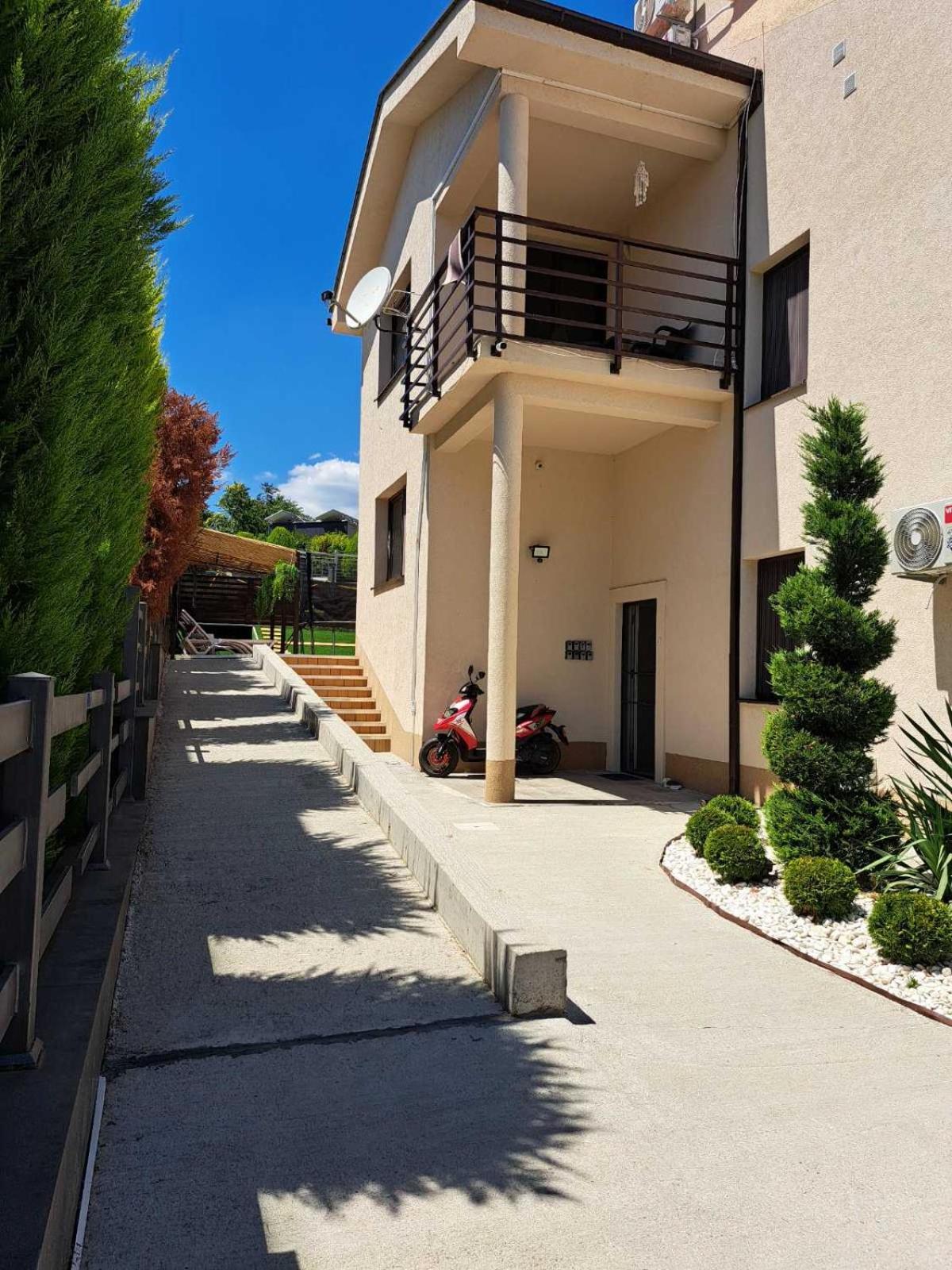 Villa Lucija By Romantique Veles Exterior photo